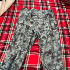 Athleta leggings size medium green tie dye